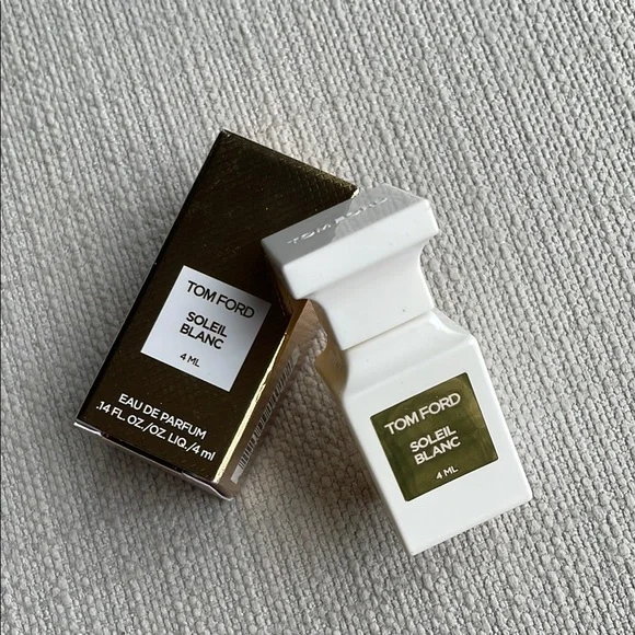 Tom Ford Soleil Blanc miniature fragrance - Picture 7 of 11